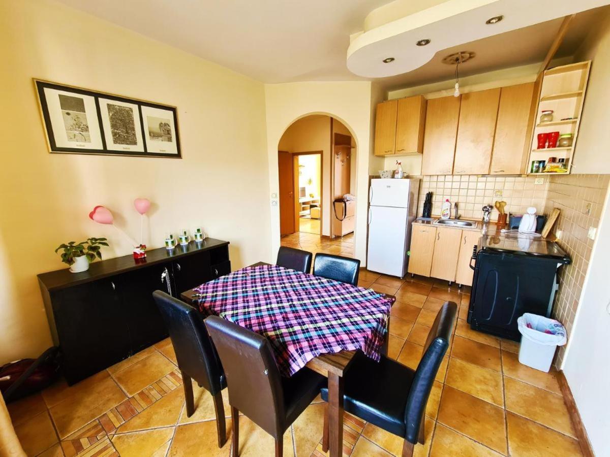 Fantazy Apartment Main Square スコピエ エクステリア 写真