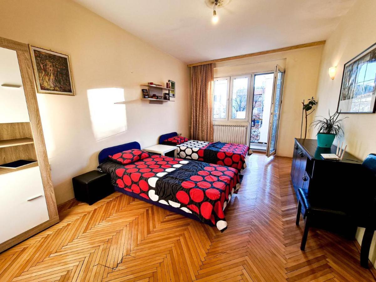 Fantazy Apartment Main Square スコピエ エクステリア 写真