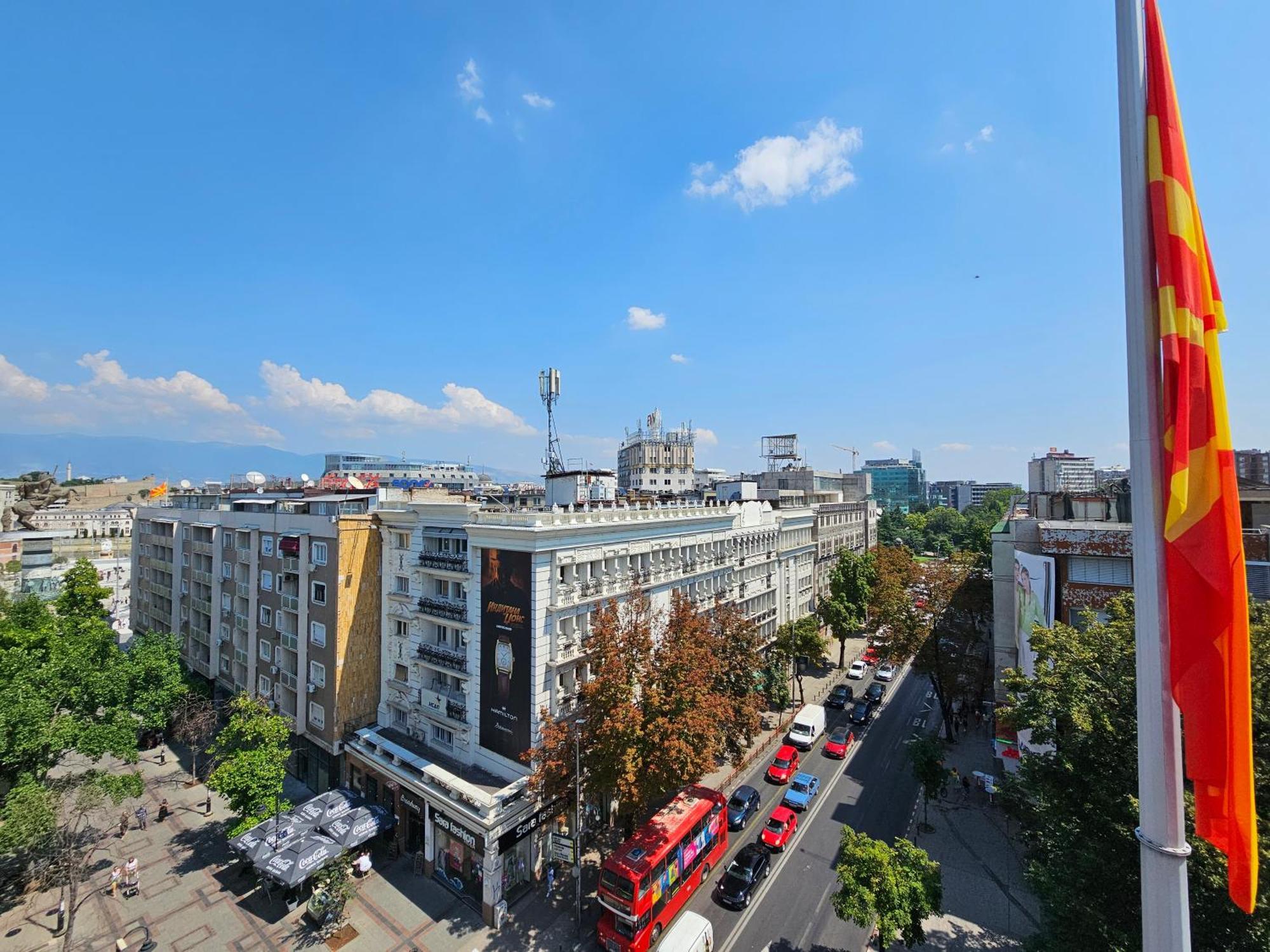 Fantazy Apartment Main Square スコピエ エクステリア 写真